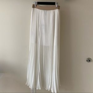 BCBG Maxazria White Maxi Skirt- NWT